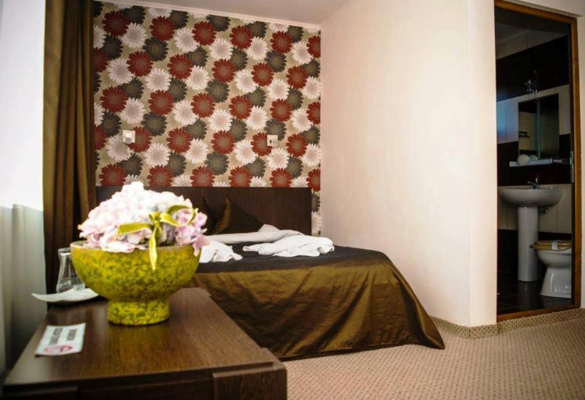 Omega Mamaia Nord Hotel Năvodari Eksteriør billede